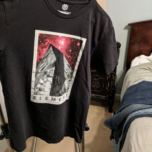 Element shirt cool decal design on front size L - Picture 3 of 5